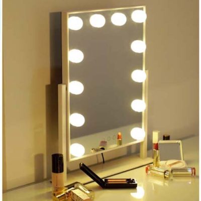 Hollywood Mirror - Pivot